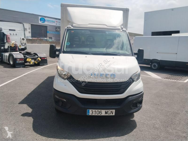 Furgoneta Iveco  DAILY 160CV CARROZADO 20M3 CON...