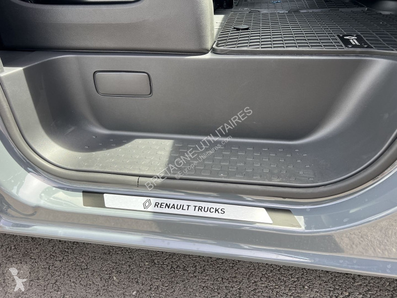 Véhicule utilitaire Renault TRAFIC III FG NEUF:...