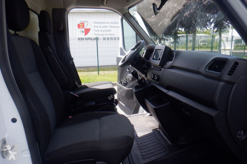 Véhicule utilitaire Renault MASTER BACHÉ  2.3...