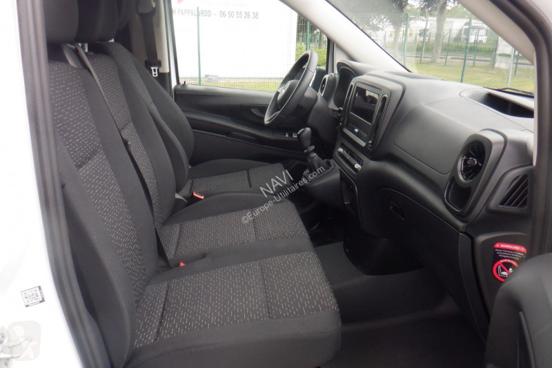 Véhicule utilitaire Mercedes VITO FG  MIXTO...