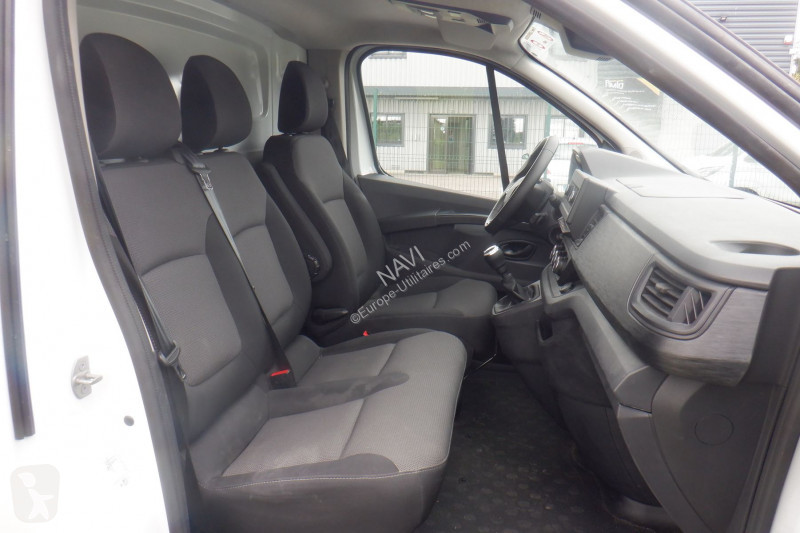 Furgoneta Renault TRAFIC III FG L1H1 3T 2.0...