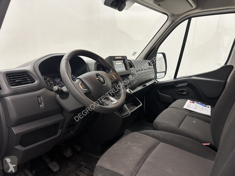 Furgoneta Renault L2H2 140