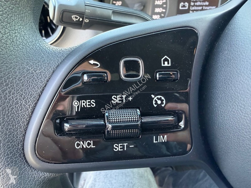 Véhicule utilitaire Mercedes 515 CDI FG 37 3.5T...