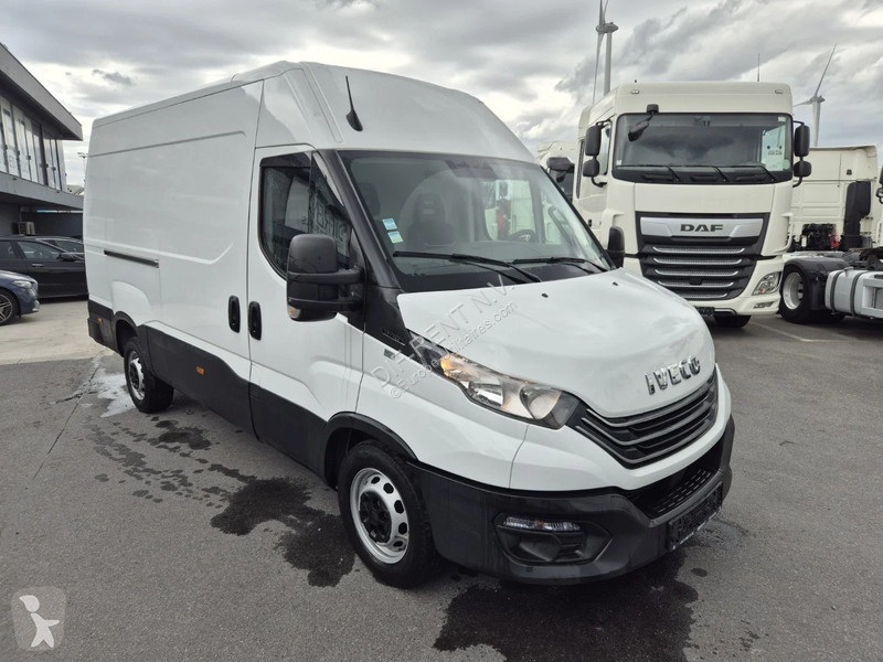 Iveco 35 S 14 Transporter