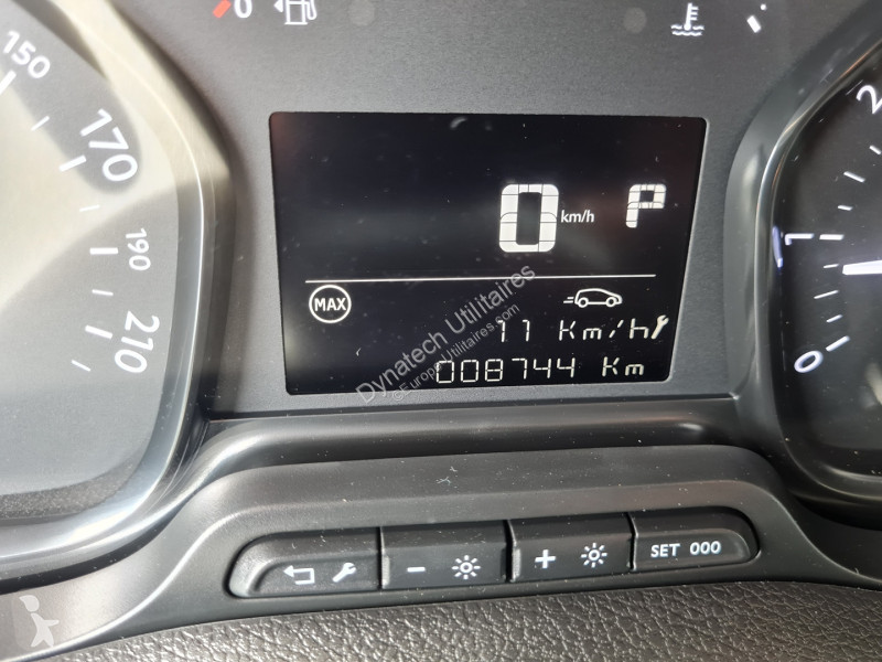 Véhicule utilitaire Peugeot EXPERT FG M 2.0...