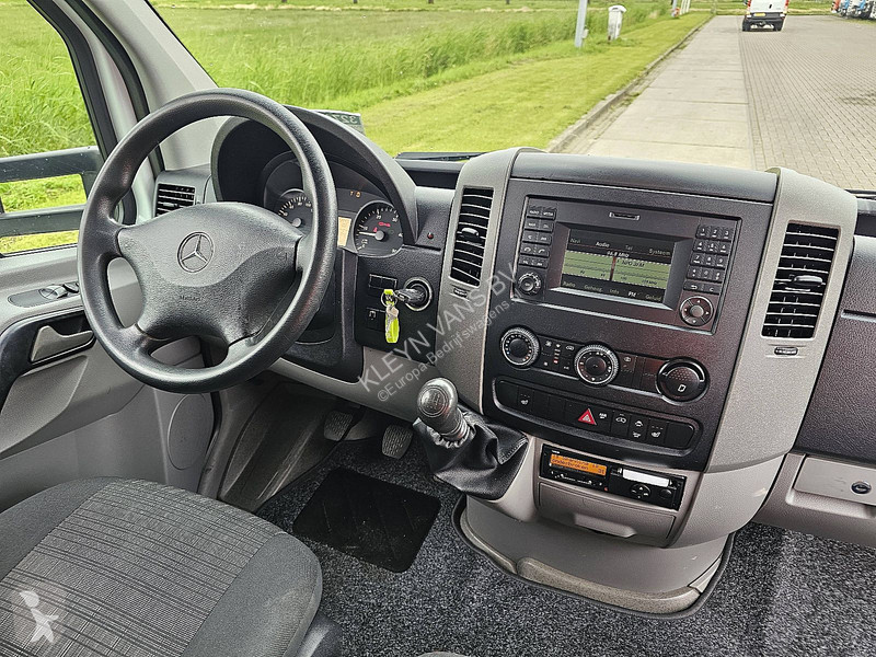 عربة نفعية Mercedes 519 V6 3.0ltr FRIGO EUR6