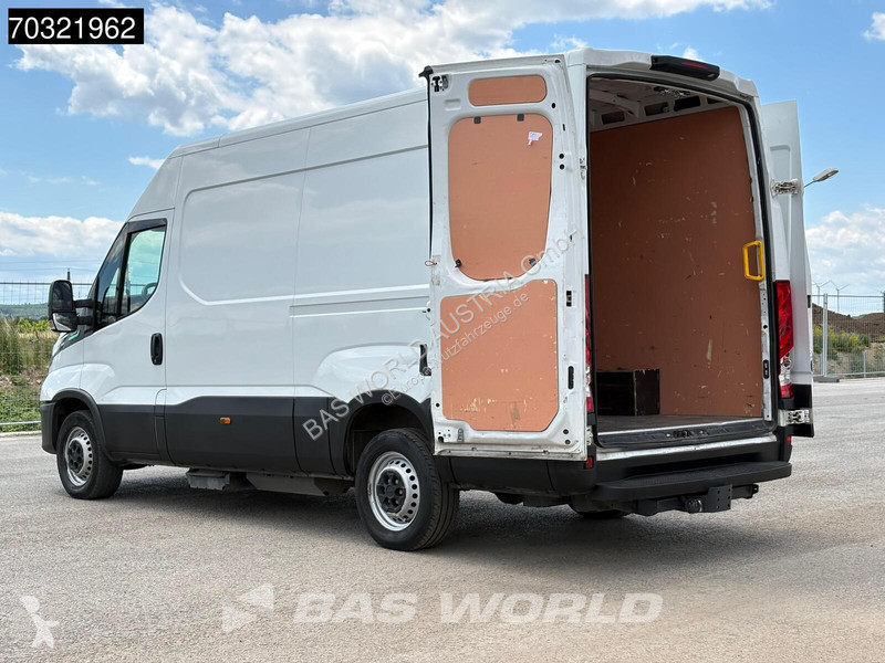 Samochód dostawczy Iveco 35S14 3.0L CNG...