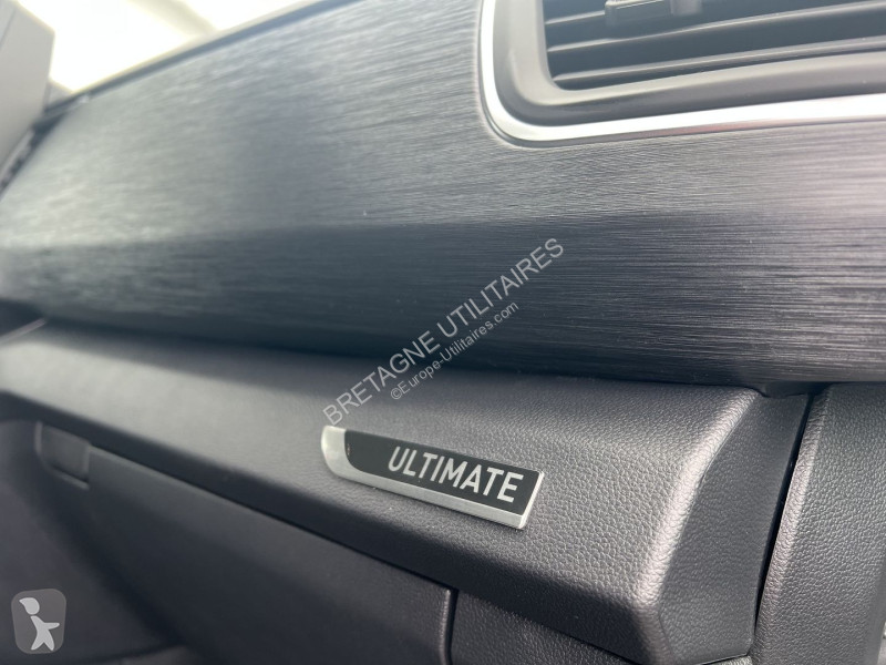 Véhicule utilitaire Renault TRAFIC III FG NEUF:...
