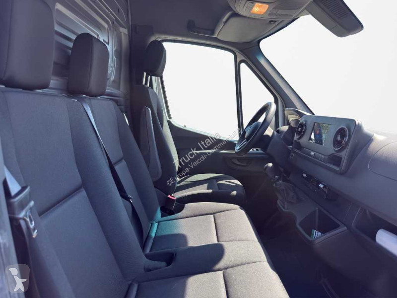 Veicolo commerciale Mercedes III 315 RWD -...