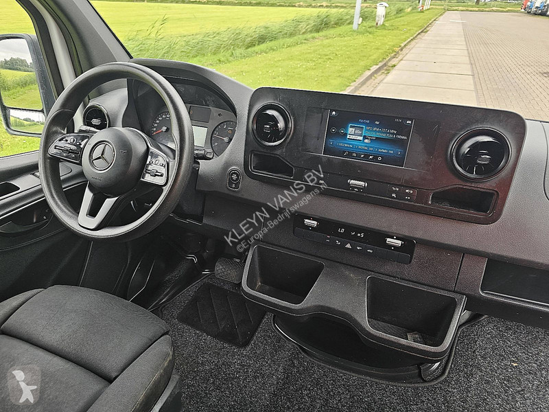 Furgoneta Mercedes 214 CDI AUT. L2H2