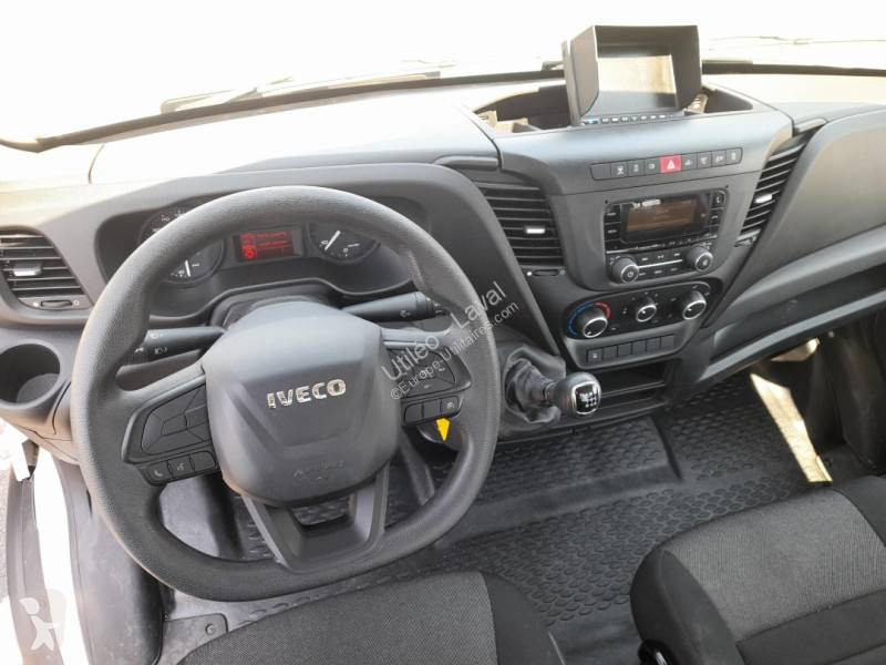عربة نفعية Iveco