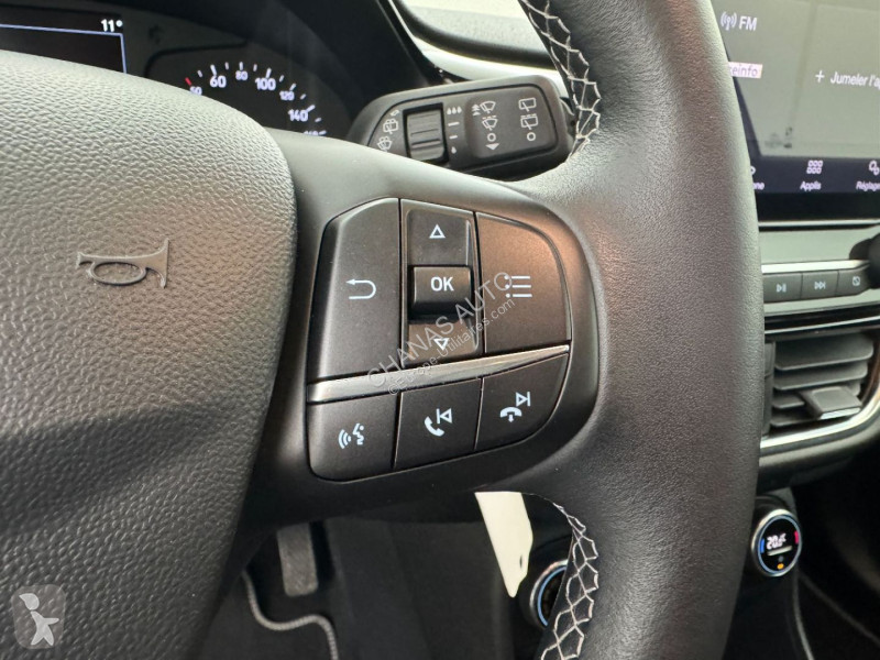 Samochód dostawczy Ford 1.0 EcoBoost 95 Titanium