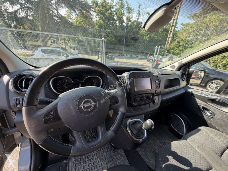 عربة نفعية Opel VIVARO  F2700 L1H1 1.6 CDTI...