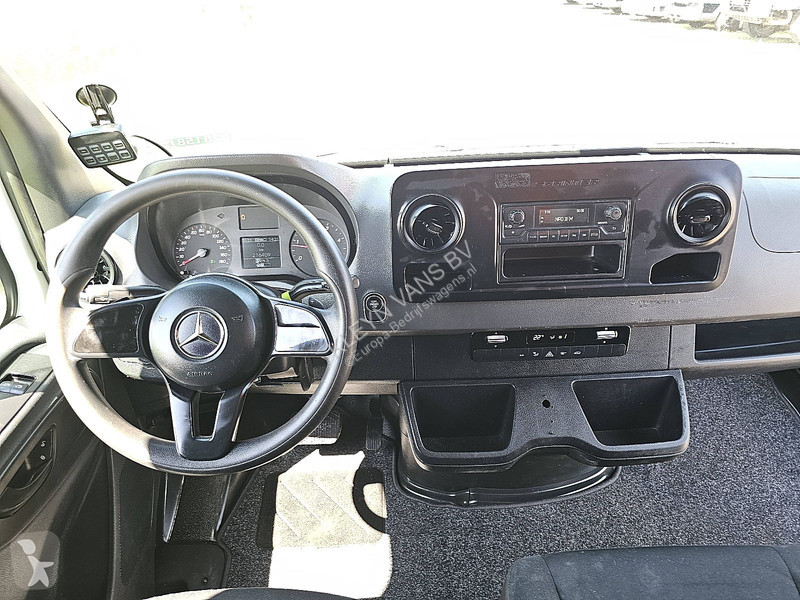 Véhicule utilitaire Mercedes 314 L3H2 Maxi...