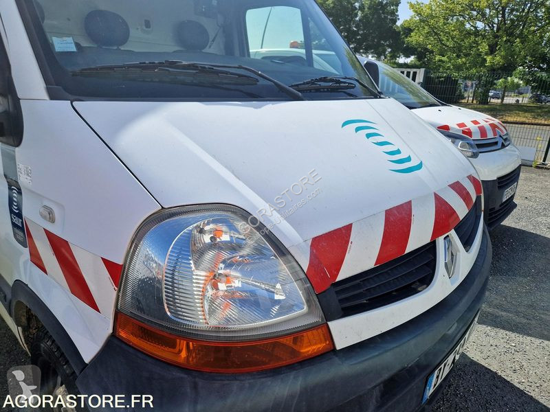 عربة نفعية Renault