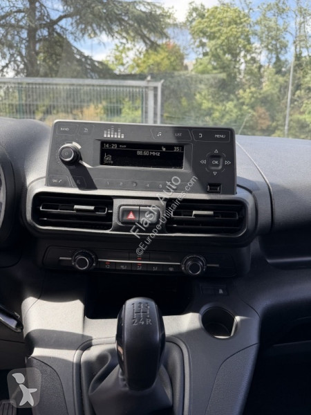 Furgoneta Opel COMBO FRIGO 1.5 100CH PX 12000€ HT