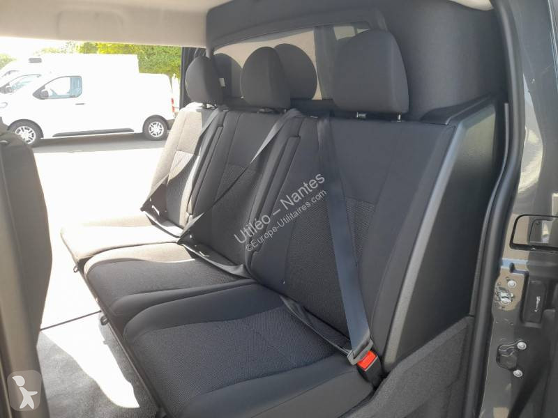 عربة نفعية Peugeot