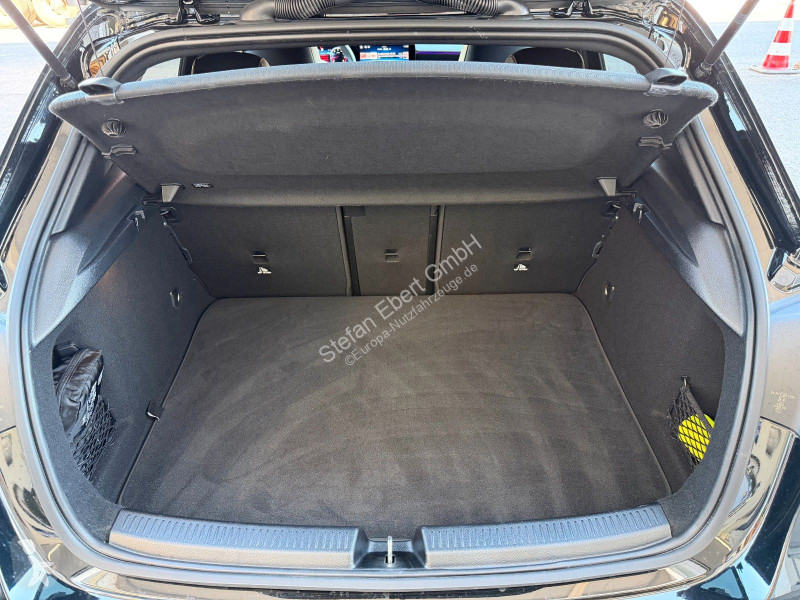 عربة نفعية Mercedes A 35 A...