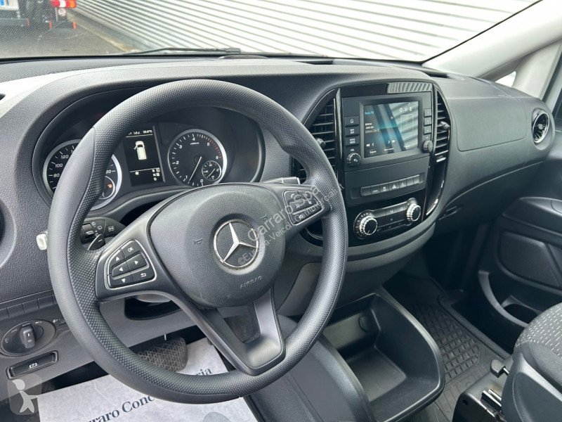 عربة نفعية Mercedes III