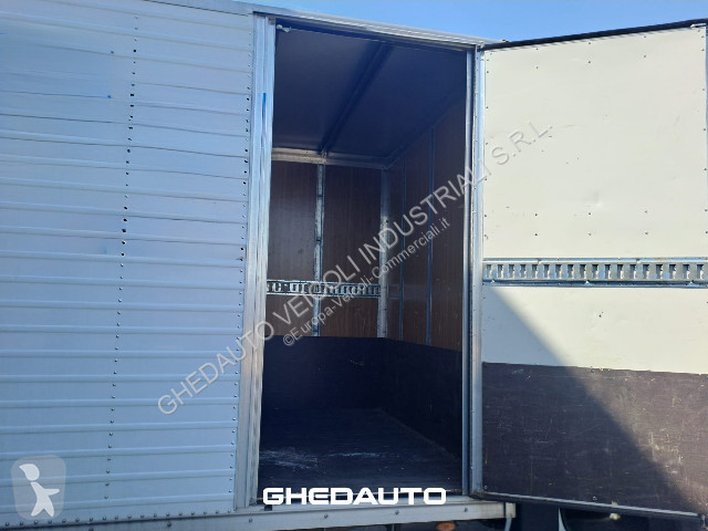 Furgoneta Iveco 35C14H BOX