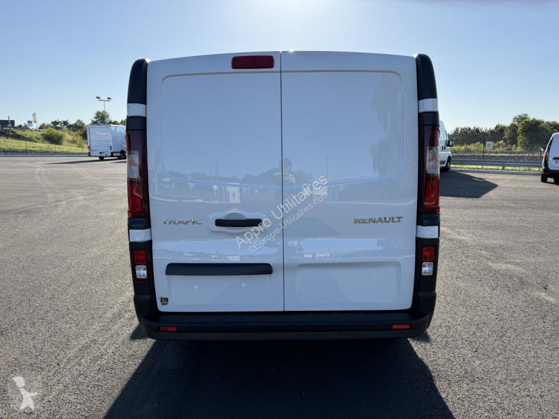 Véhicule utilitaire Renault TRAFIC L2H1 170CH...