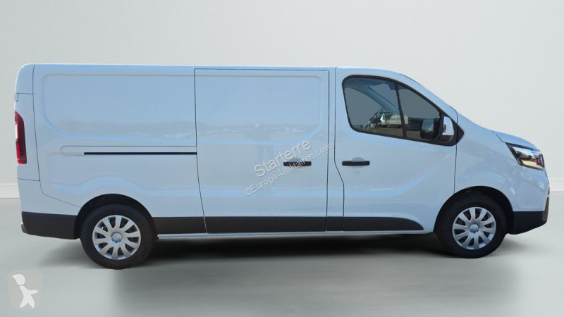 Véhicule utilitaire Nissan PRIASTAR FOURGON