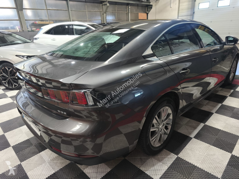 عربة نفعية Peugeot 508