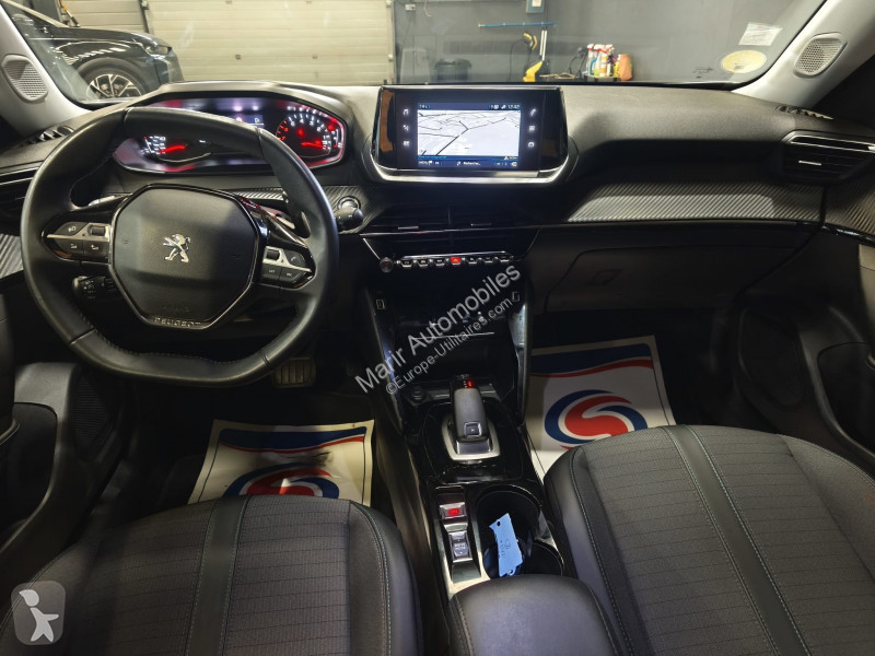 عربة نفعية Peugeot