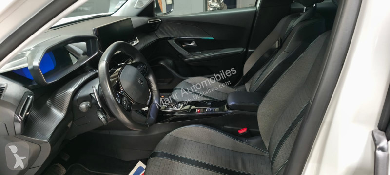 عربة نفعية Peugeot