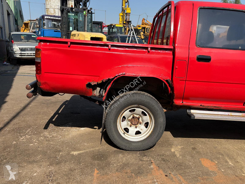 عربة نفعية Toyota Pick-Up Truck - 4x4 - Manual...