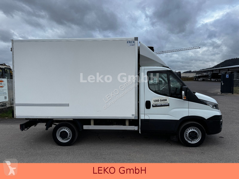 Furgoneta Iveco 35S12 Mit Carrier Xr 350