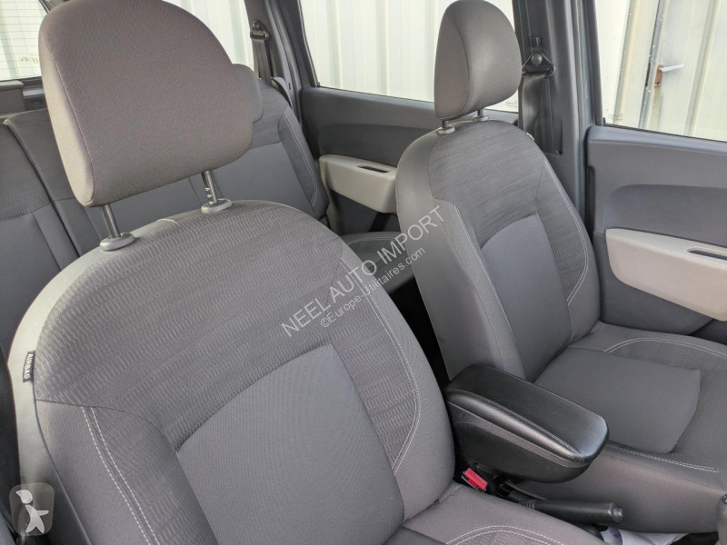 عربة نفعية Dacia LODGY 1.5 DCI 90CH BVM5