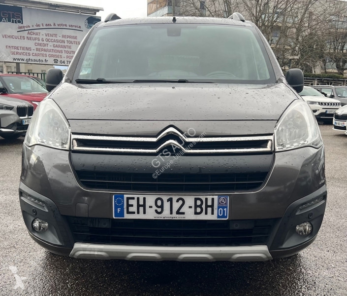 عربة نفعية Citroën BERLINGO PURETECH 110CH...