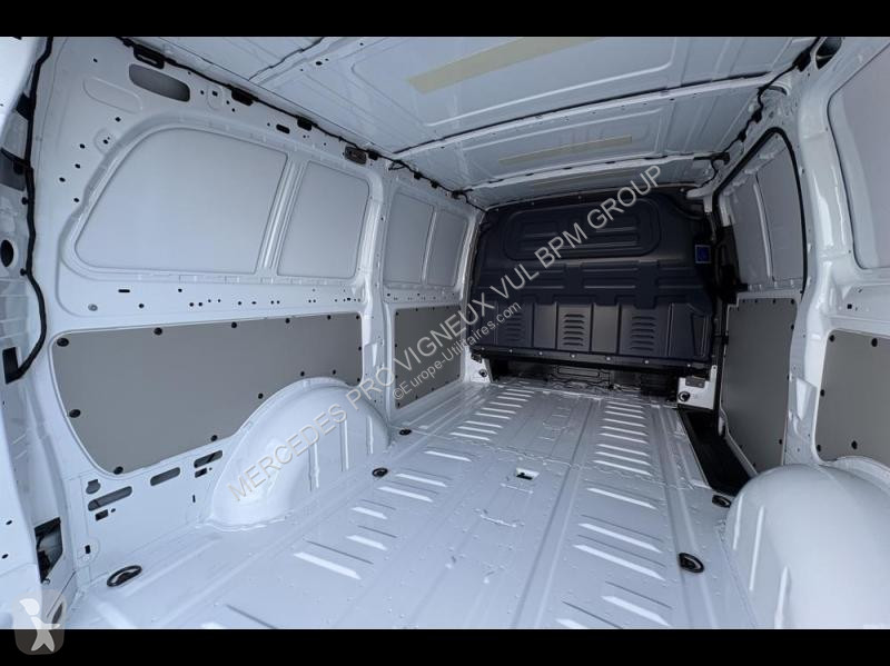 عربة نفعية Mercedes Vito Fg 112 116ch Long...