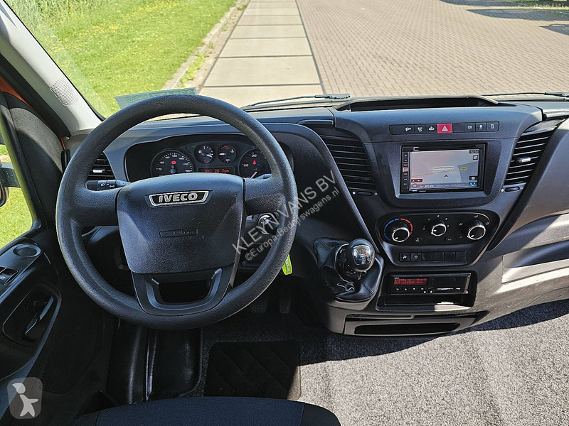Nyttofordon Iveco 35C14 ac laadklep EURO6