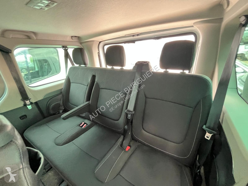 عربة نفعية Renault III 2.0 DCi 150 Intens 9...