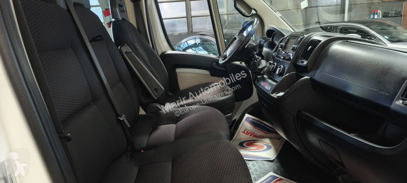Véhicule utilitaire Citroën JUMPER FG