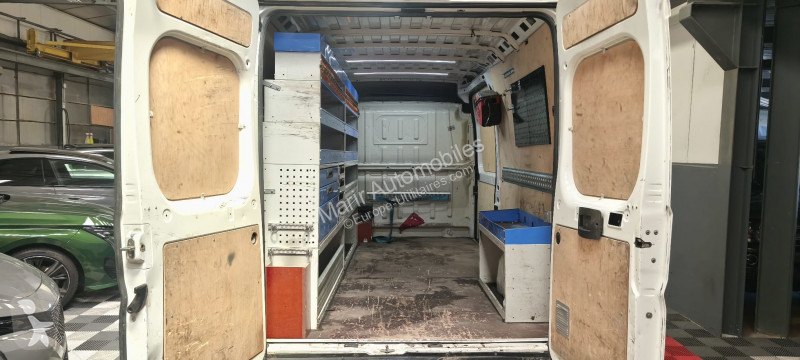 Véhicule utilitaire Peugeot BOXER FG