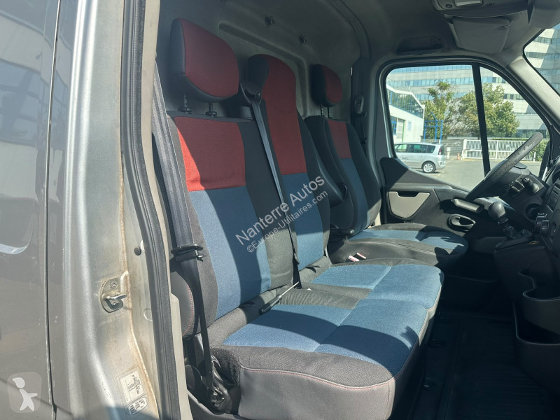 Véhicule utilitaire Renault MASTER III FG HAYON...
