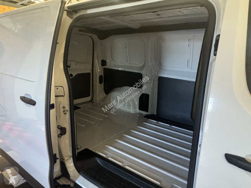 Véhicule utilitaire Peugeot EXPERT FG