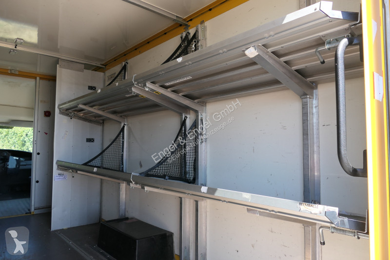 Iveco Daily 35 S11 C30C AUTOMATIK KAMERA Regale...