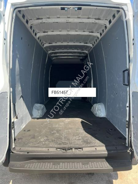 Furgoneta Iveco 35-160
