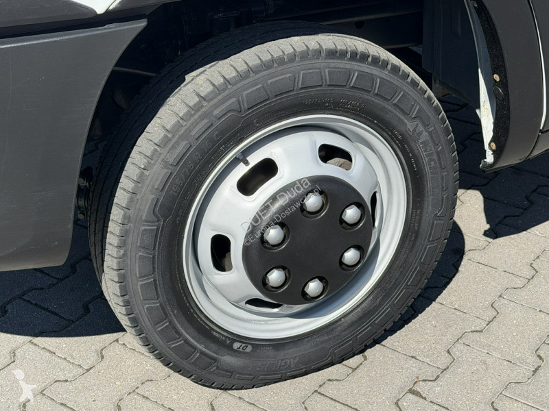 Samochód dostawczy Iveco 35C15