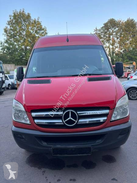 عربة نفعية Mercedes