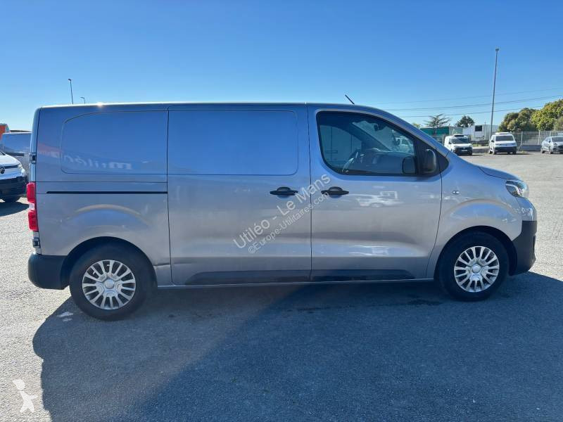 Véhicule utilitaire Toyota