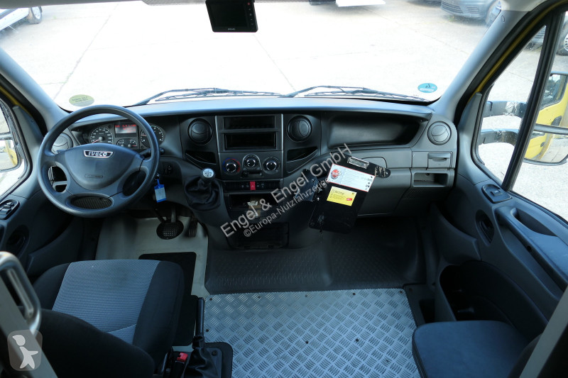 Furgoneta Iveco Daily 35 S11 C30C KURZ...