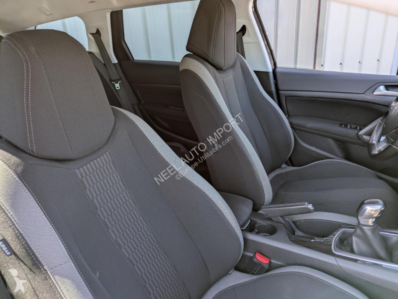 عربة نفعية Peugeot 308 SW STYLE 1.2I 110CH BVM5