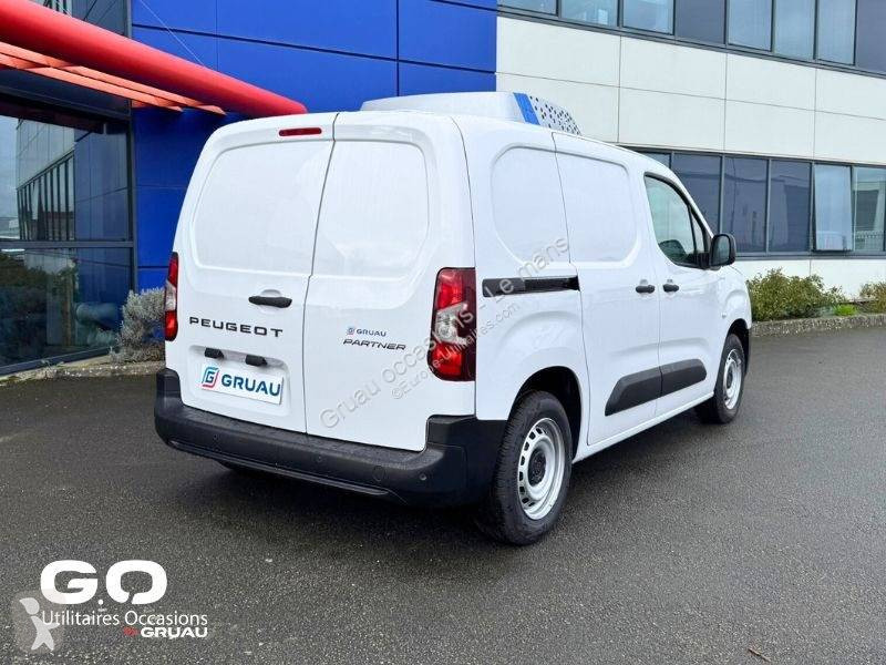 Samochód dostawczy Peugeot
