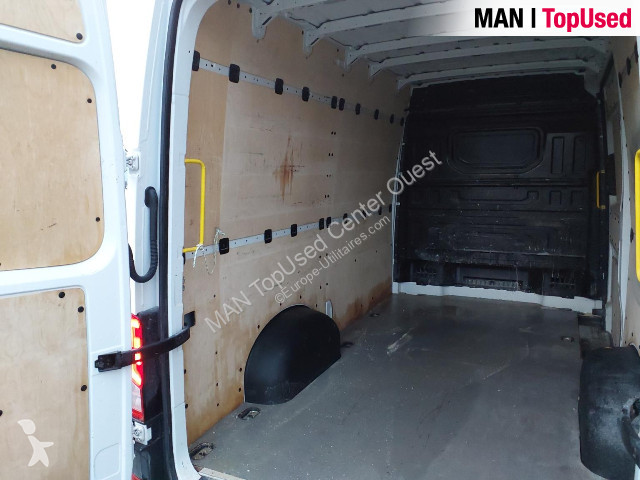 MAN TGE 3.140 4X2F SB Transporter