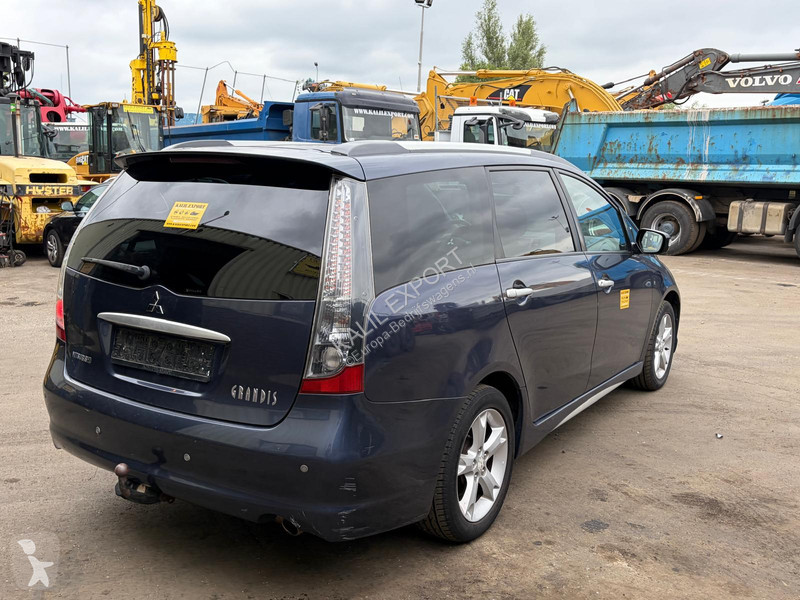 Furgoneta Mitsubishi MPV - Petrol - 7 Seats -...